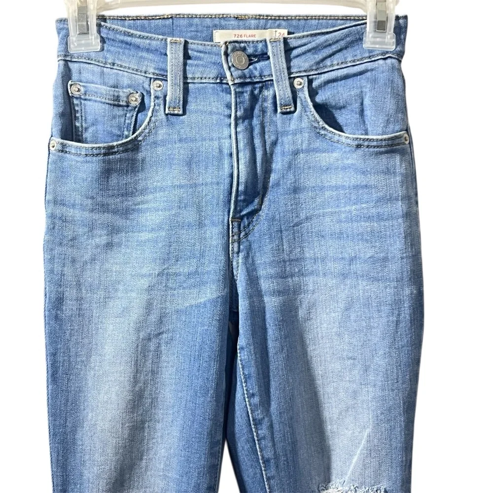 Levi’s 726 High Rise Flare Jeans Size 24 Distressed Light Wash Stretch Denim